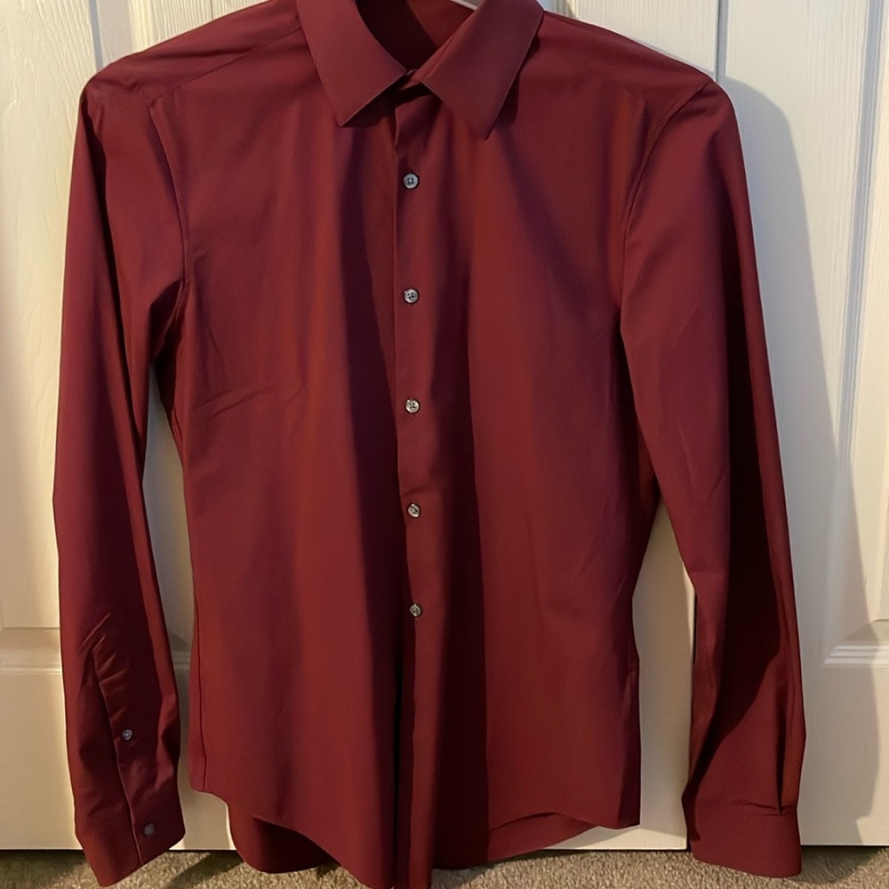Men’s dress shirt.